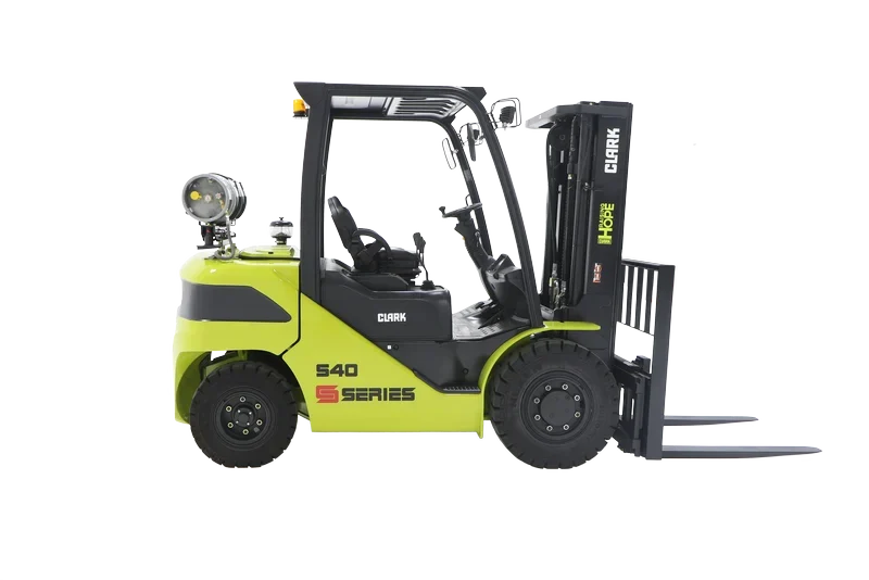 Clark S40 forklift