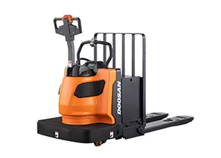 Crown WAV 60-118 forklift